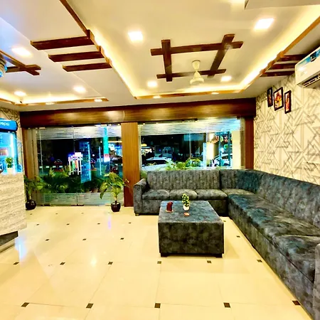 Hotel Sky Park-2